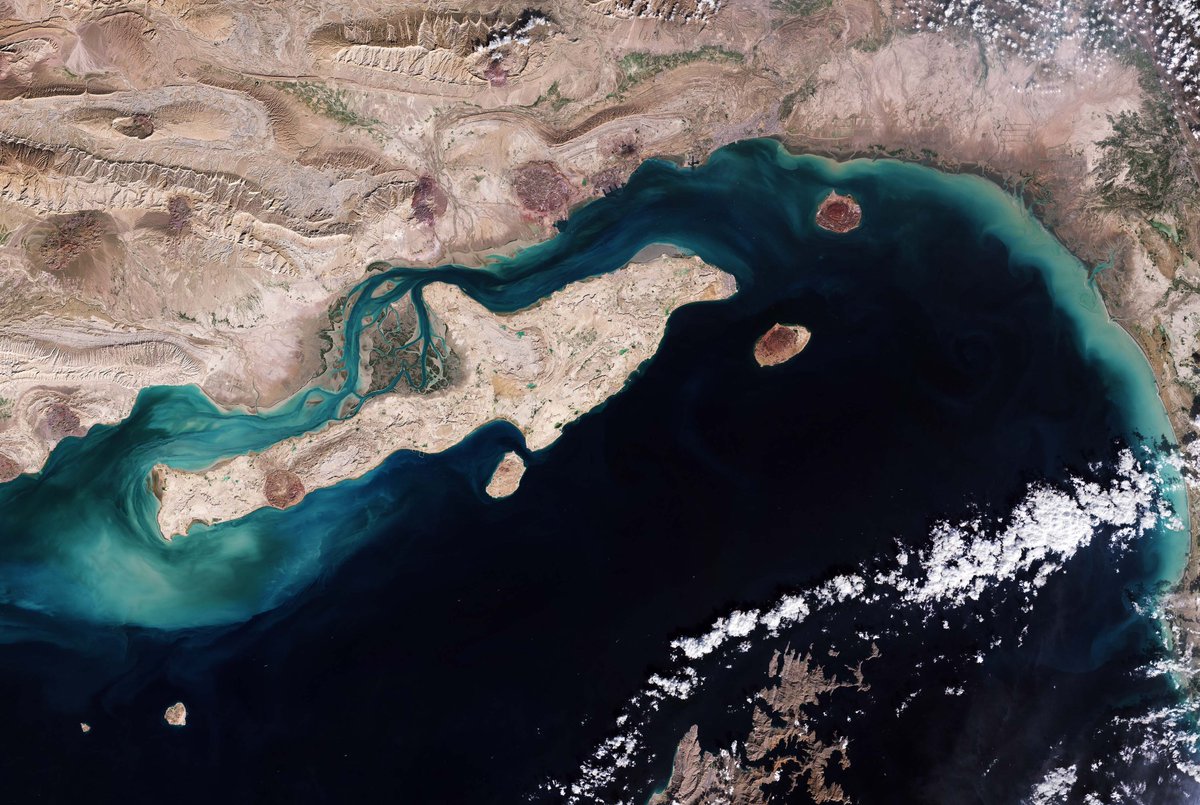 esa_swarm's tweet photo. 🫨🫨🫨🫨🫨🫨🫨🫨

"Geophysical Coupling Before Three Earthquake Doublets Around the Arabian Plate"

🫨🫨🫨🫨🫨🫨🫨🫨

https://t.co/kQ5k4bW1VJ https://t.co/AVciX4zzfT