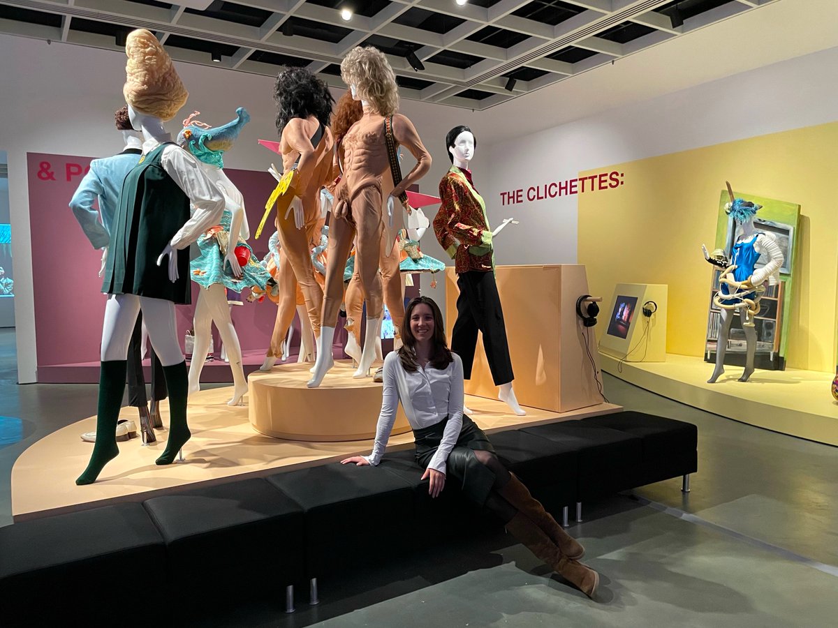 ivana_dizdar's tweet photo. This is the last week to see The Clichettes: Lips, Wigs, and Politics, on view at @MacMuseum. It tells the story of three badass artists who changed the course of performance art in Canada and beyond. https://t.co/j3TQbgeAzq