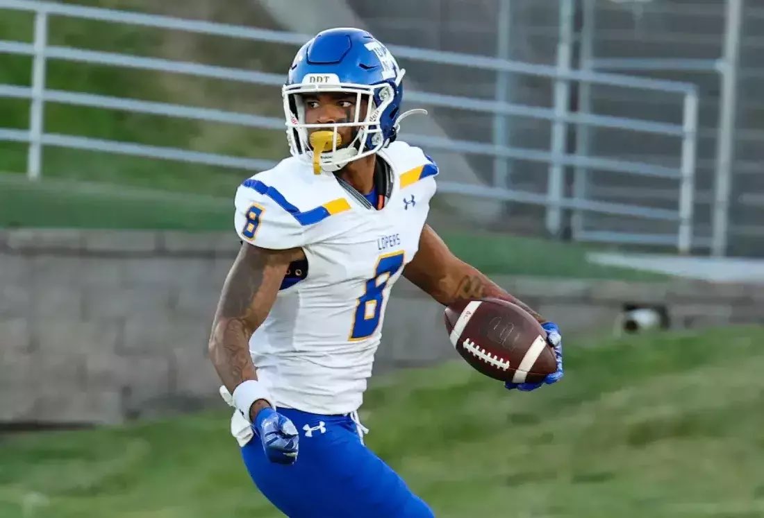Blessed to receive an offer from <a href="/UNK_Football/">UNK Football</a> <a href="/CoachRHeld/">Ryan Held</a> <a href="/Coach_CEllis/">Colby Ellis</a> <a href="/JonesLonghornFB/">Jones Longhorn Football</a>