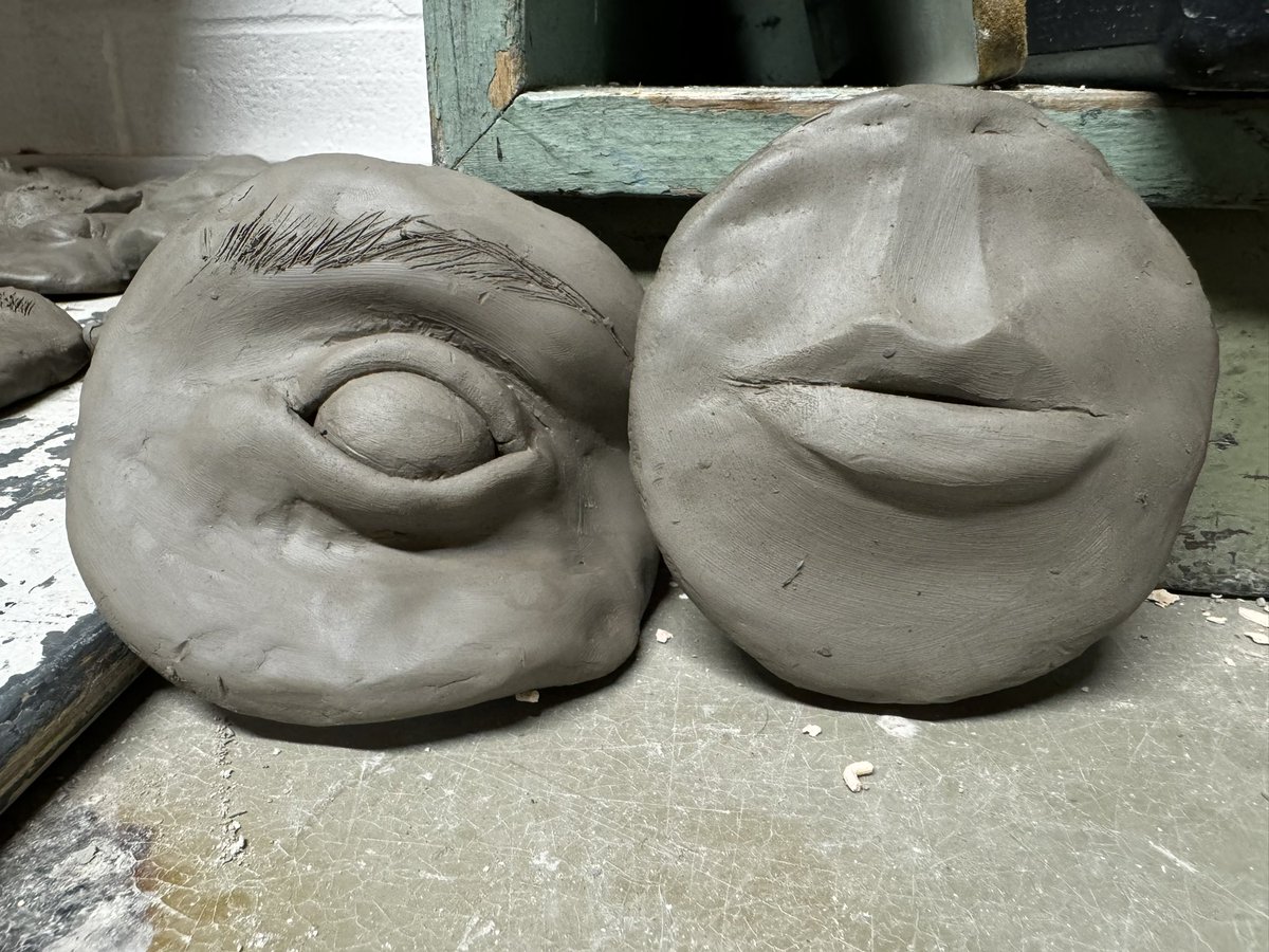 What’s in the kiln room today …. Y9 have been modelling facial features in clay over the past few weeks … Deinera has absolutely nailed this, fabulous ceramic work! #maximisingpotential <a href="/CaerleonComp/">Caerleon Comp</a>