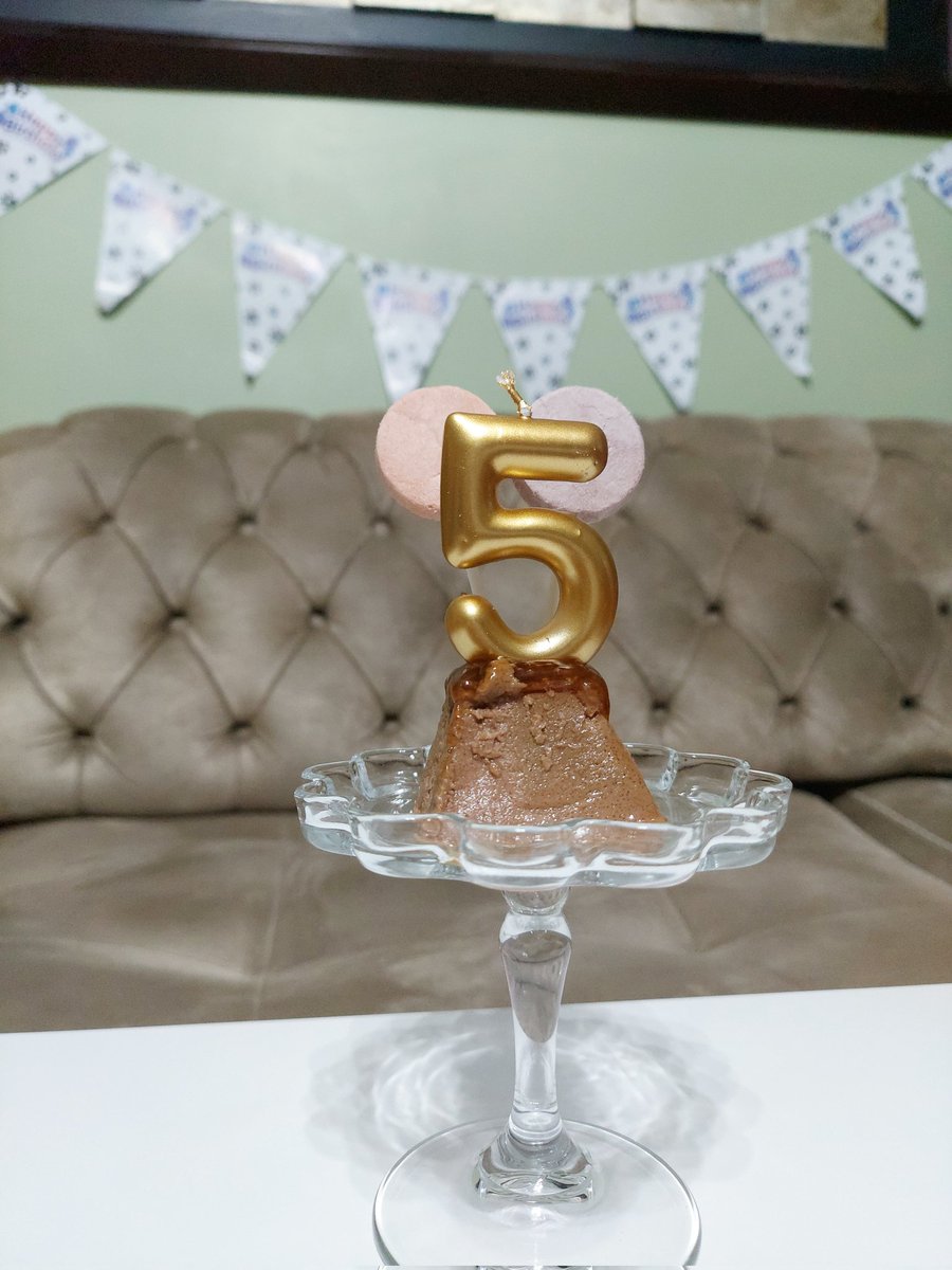 senatomar's tweet image. Köfte is 5 ! 👻