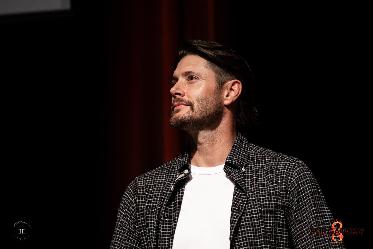 Entertainment Events (@ent_event) on Twitter photo Sunday Panel with <a href="/JensenAckles/">Jensen Ackles</a> at #Purgatory8 May 2024.
More photos facebook.com/media/set/?set…
🔥 Purgatory 9 | May 31-June 1, 2025 | purgatory-con.de
🎃 Purgatory Halloween 2 | Oct 25-26, 2025 | Maritim Hotel Dusseldorf, Germany
#purgatorycon #purcon #purcon8 #purgatory8 Sunday Panel with <a href="/JensenAckles/">Jensen Ackles</a> at #Purgatory8 May 2024.
More photos facebook.com/media/set/?set…
🔥 Purgatory 9 | May 31-June 1, 2025 | purgatory-con.de
🎃 Purgatory Halloween 2 | Oct 25-26, 2025 | Maritim Hotel Dusseldorf, Germany
#purgatorycon #purcon #purcon8 #purgatory8