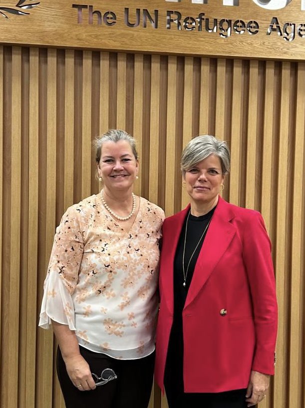 Kelly T. Clements (@kellytclements) on Twitter photo We can’t protect & aid people forced to flee alone. With civil society, we amplify impact, build resilience & create hope. Today, UNHCR & <a href="/DRC_ngo/">Danish Refugee Council</a> celebrated 50 yrs of partnership (with signature of former HC Sadruddin Aga Khan as proof) & a new global agreement. Better together. We can’t protect & aid people forced to flee alone. With civil society, we amplify impact, build resilience & create hope. Today, UNHCR & <a href="/DRC_ngo/">Danish Refugee Council</a> celebrated 50 yrs of partnership (with signature of former HC Sadruddin Aga Khan as proof) & a new global agreement. Better together.