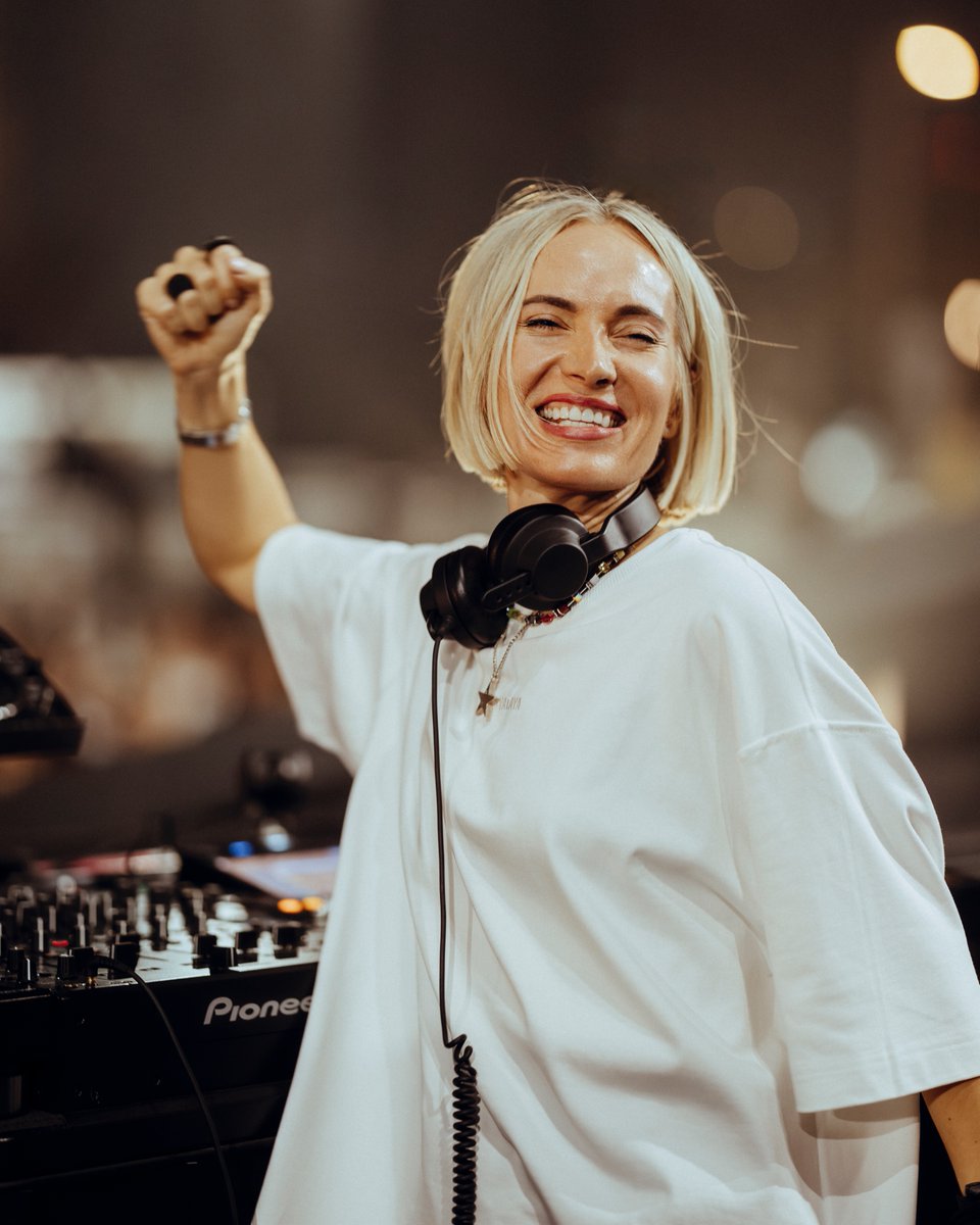 Ushuaia vs X Future in Dubai were like a dream! Wow  #yulianiko #ushuaia  #dubai #festival #newmusic #world