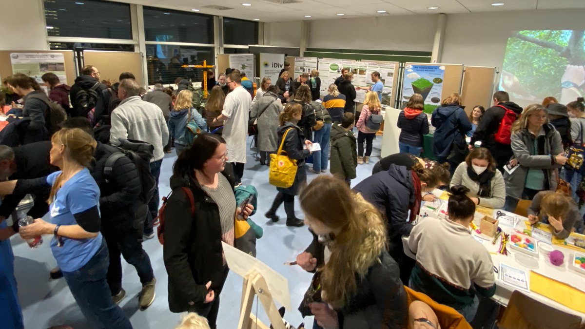 📅Don't miss out on our exciting contributions at #LNDW this Friday 22.11.24 from 6pm in Jena! Learn more about microbes, soil, Raman spectroscopy, and clay nanoparticles.
Find us at Carl-Zeiss Str. 3 HS8 ! Let's explore the world of #groundwater together!
lndw-jena.de