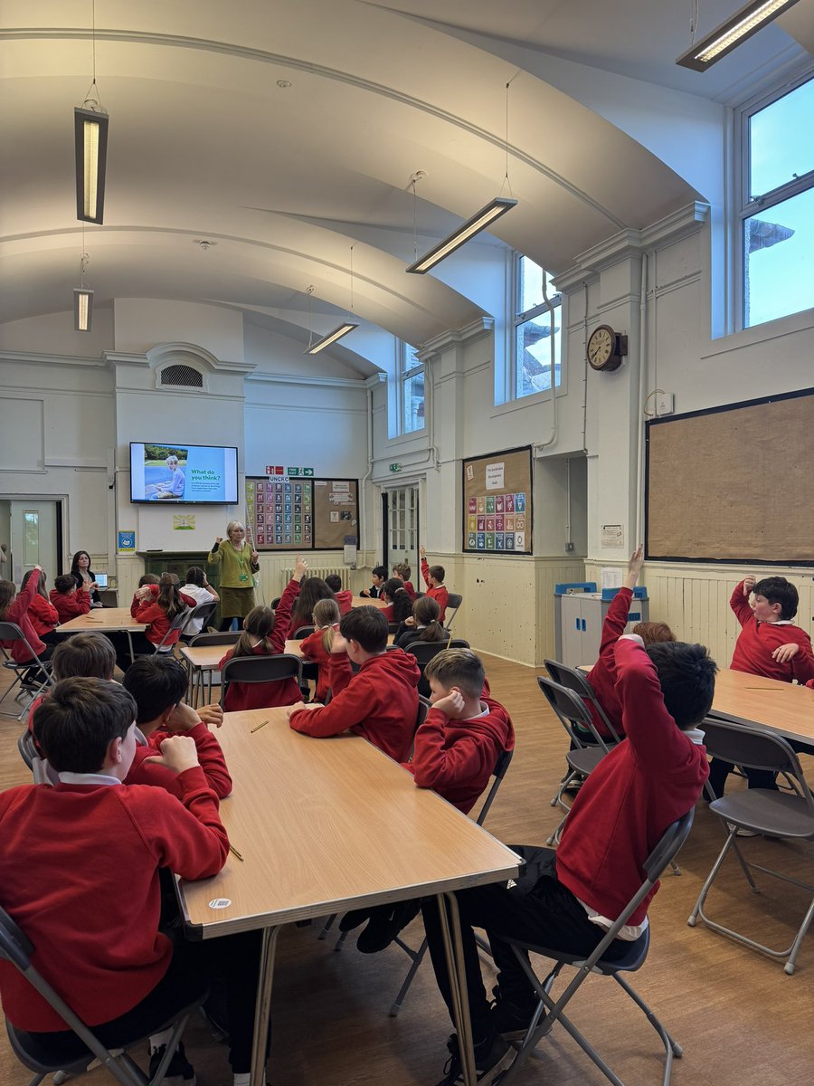 P3, P6 &amp; P7 joined in with <a href="/NSPCC_Scotland/">NSPCC Scotland</a> Speak Out Stay Safe workshops today. #responsible #UNCRC