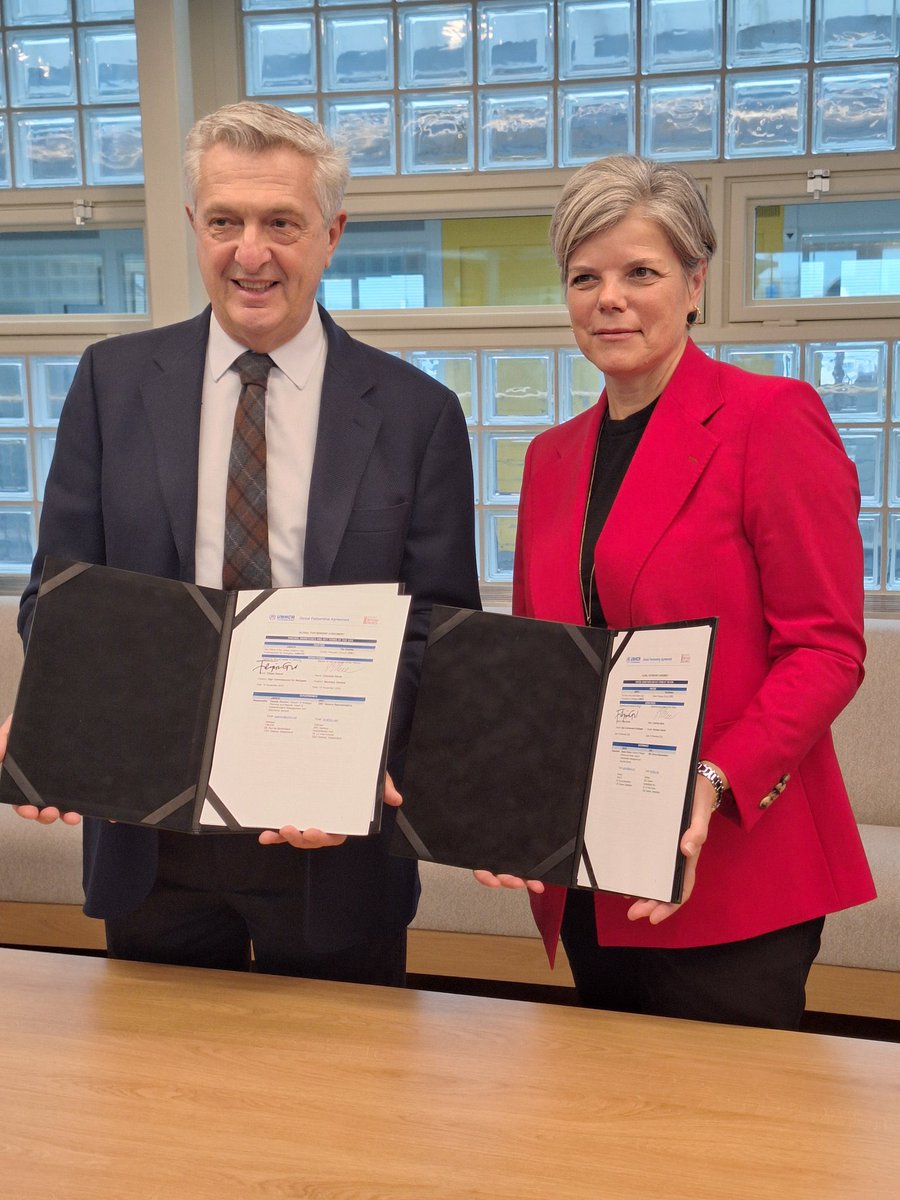 Filippo Grandi (@filippograndi) on Twitter photo As always, happy to welcome to UNHCR Headquarters the Secretary-General of <a href="/DRC_ngo/">Danish Refugee Council</a>.
I was delighted to sign our first global partnership agreement, building on decades of cooperation in supporting and protecting refugees around the world.
Thank you <a href="/CharlotteSlente/">Charlotte Slente</a>! As always, happy to welcome to UNHCR Headquarters the Secretary-General of <a href="/DRC_ngo/">Danish Refugee Council</a>.
I was delighted to sign our first global partnership agreement, building on decades of cooperation in supporting and protecting refugees around the world.
Thank you <a href="/CharlotteSlente/">Charlotte Slente</a>!