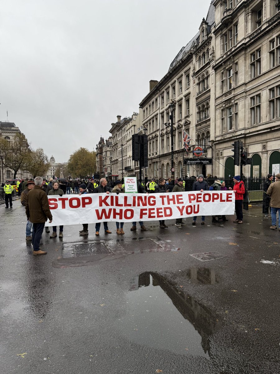 Simon 🇬🇧 tweet media