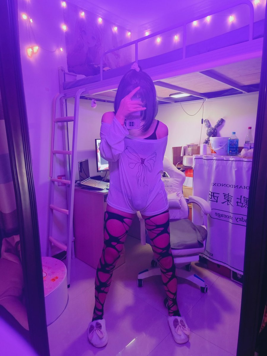 每天醒来第一时间要分辨是白天还是黑天～