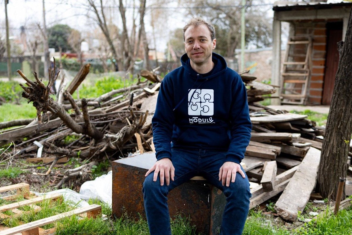 #BuenDiaSoldati
Hablamos con <a href="/tommysicu/">Tomas Sicouly</a> de <a href="/modulosanitario/">Módulo Sanitario</a> en el Dia Del Inodoro
#unbaldenoesunbaño