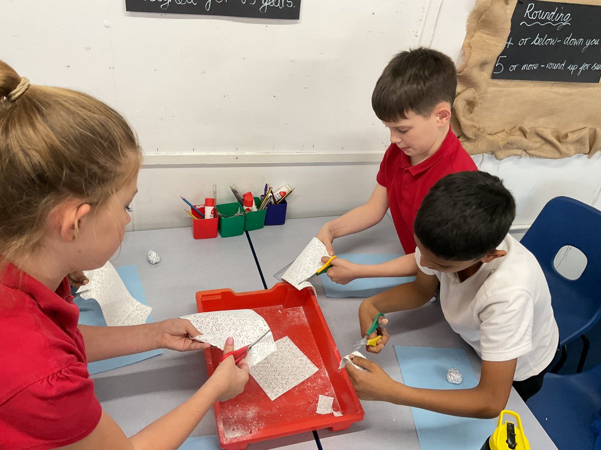 Miss Davis tweet media