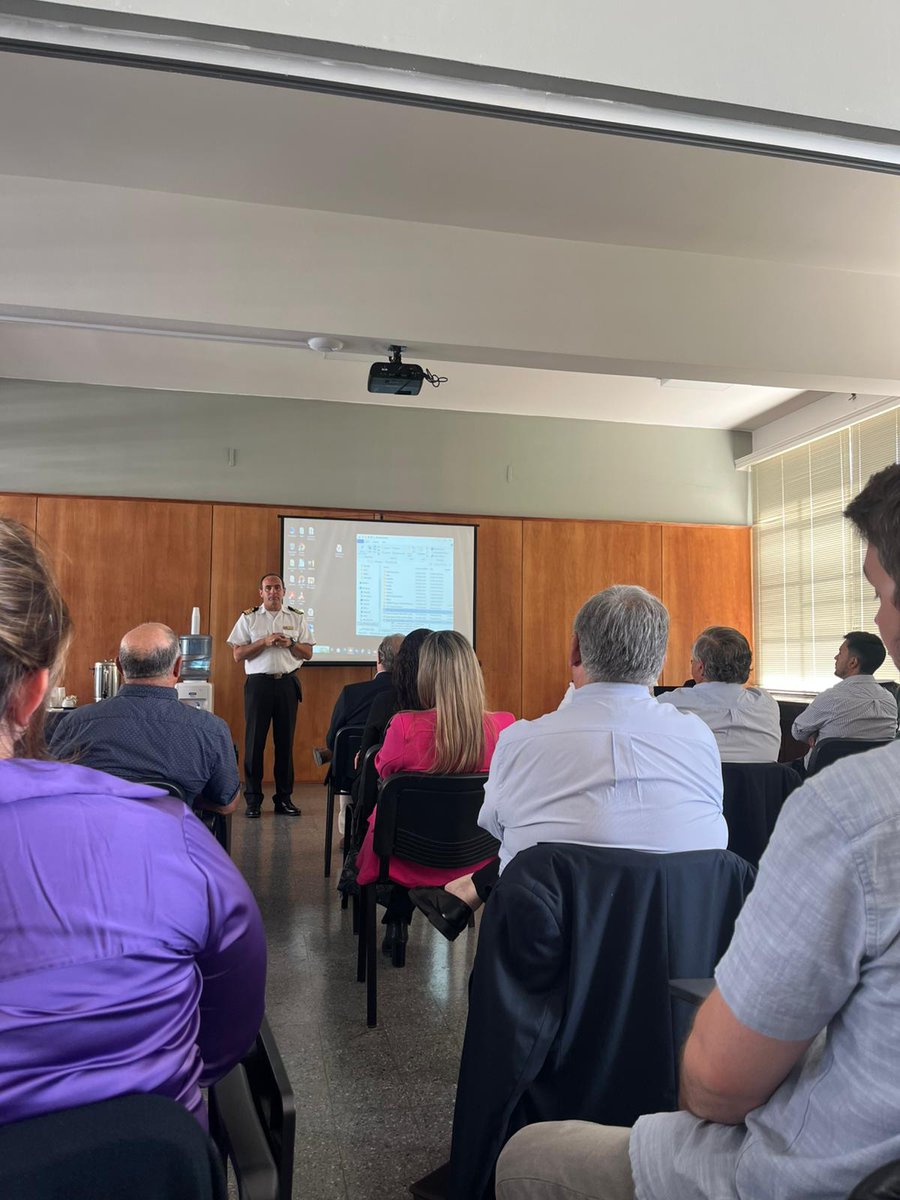 #Ahora <a href="/cennaveuy/">Centro de Navegación</a> presente en el Taller de Ciberseguridad y Mejoras Prácticas de Protección impartido por la Guardia Costera de Estados Unidos.
<a href="/AnpComunicacion/">ANP Comunicación</a> 
<a href="/Armada_Uruguay/">Armada Uruguay</a>