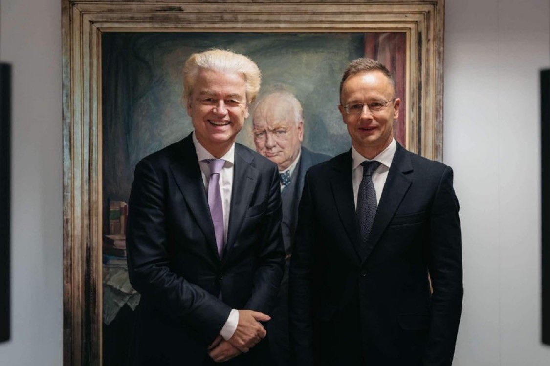 geertwilderspvv's tweet image. Just met the Hungarian Foreign Minister Péter Szijjártó in my office in the Parliament of The Netherlands in The Hague. A true patriot and friend!  💪