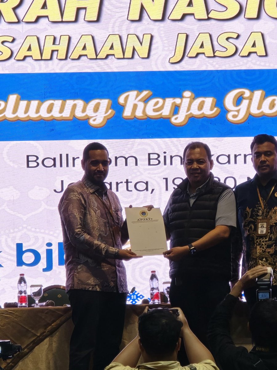 Selamat atas terpilihnya Bapak Said Saleh Alwaini, sebagai Ketua Umum APJATI terbaru periode 2024 - 2028