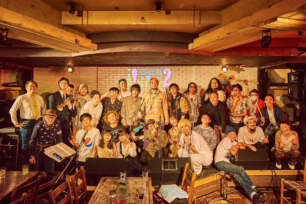 Motoharu___'s tweet photo. 昨夜のB.O.S、ご参加ご来場の皆さまありがとうございました！！！おかげさまで素晴らしいセッションの連続！みんなでHerbie Hancock 楽しくスタディさせて頂きました🙏🙌✨
急遽参加の連絡をくれて演奏やMC、オフステージでも会場を盛り上げてくれた辻本美博、
いち早く会場入りしリハから一緒にハービーの難曲を練習してくれた鈴木渉、
すでに全ての構成を把握している中1 Momo、
初セッションから数ヶ月でカッコ良いソロを決めて常連たちを感動させた中1そうた、
普通に遊びに来てギタープレイに徹した赤須翔、
福岡から毎月通っている小６Kii、
特別な感謝と特別な尊敬を表します。
個人的には今まで吹けなかった曲たちが吹けるようになって、すごく嬉しくです！！

来月は12月16日(月曜日)今年最後のB.O.Sみなさまお集まりくださいませ！
Music Of Quincy Jonesという事で、マイケルジャクソン曲、You'd be so nice to come home to、Mysty、Soul Bossa Nova、Oh Happy Day、Kille Joe、Along Came Bettyなどやります。僕も
全く詳しくないので、これを機に一緒にスタディしましょう!!!

11月18日(月) 横浜 Thumbs  Up 
💫Open Mic Jam Party!!! “Battle Of Study2” ~Music Of Herbie Hancock~✨

Special guest Musicians✨✨✨
🌟辻本美博 (sax, clarinet)
🌟鈴木渉(bass)
🌟SARO(Tap)
🌟ガチタンバリン大石竜輔(tambourine)
🌟宇関陽一(piano)

Special Hosts✨✨✨
🌟Momo(drums)
🌟Kii(drums)
🌟YHU (sax)
🌟柏原康介(トロンボーン)
🌟西村大地(Trumpet)
🌟Chapa(didgeridoo)

🌟赤須翔(Gt.)
🌟空(Ba.)
🌟佐木勇太(Keys.)
🌟壮太(Tp.)
🌟こうすけ(Tap.)
🌟タケマサ(Dr.)
🌟taichi(Gt.)
🌟石上文雄(鍵盤ハーモニカ)
🌟かえで(Gt.)
🌟倫太郎(Dr.)
🌟西島あかね(Ba.)
🌟Chie(Tap.)
🌟鈴木雄大(Dr.)
🌟ササオカユウ(Dr.)

🌟元晴(sax)

🌟Miwa(soup&coockie/SUNDAY)

🌟NAOHARU(photo)
🌟TERU(video)
🌟苦虫つよし(main visual)

⭐️Suported by KIRIN
⭐️Produced by MOTOHARU