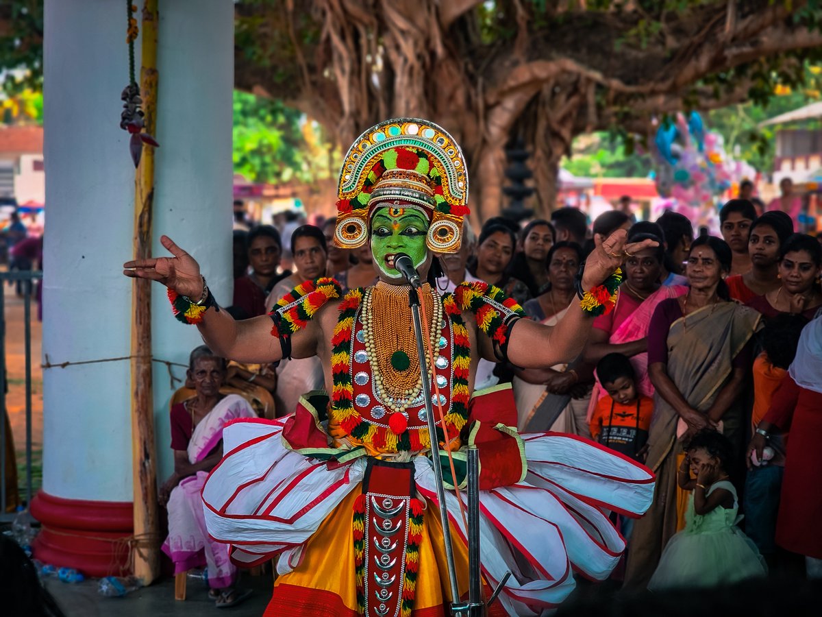 playingwtpixels's tweet photo. Experience the vibrant artistry of Kerala through Ottamthullal – a traditional performance blending rhythm, expression, and storytelling. A living testament to our cultural heritage.

#Ottamthullal #KeralaArtForms #KeralaTradition #StorytellingArt #ArtAndCulture #IndiaTravel https://t.co/IO11qabSPP