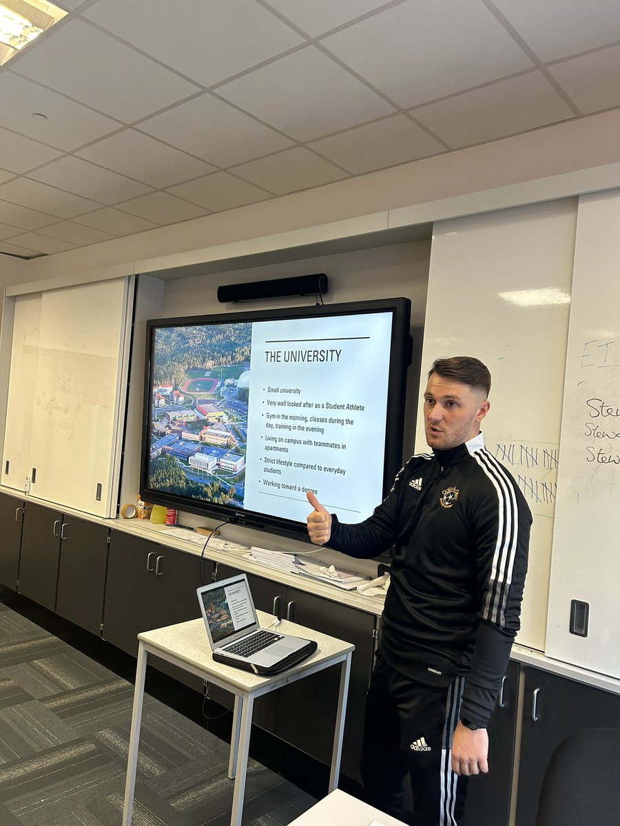 This afternoon we hosted our Scholarship presentation to partner school, Portobello high school. 

Manager Euan Bauld, discussed his personal journey through the scholarship route. A hugely insightful presentation for the kids. 

Please drop us a message to find out more⚽️
