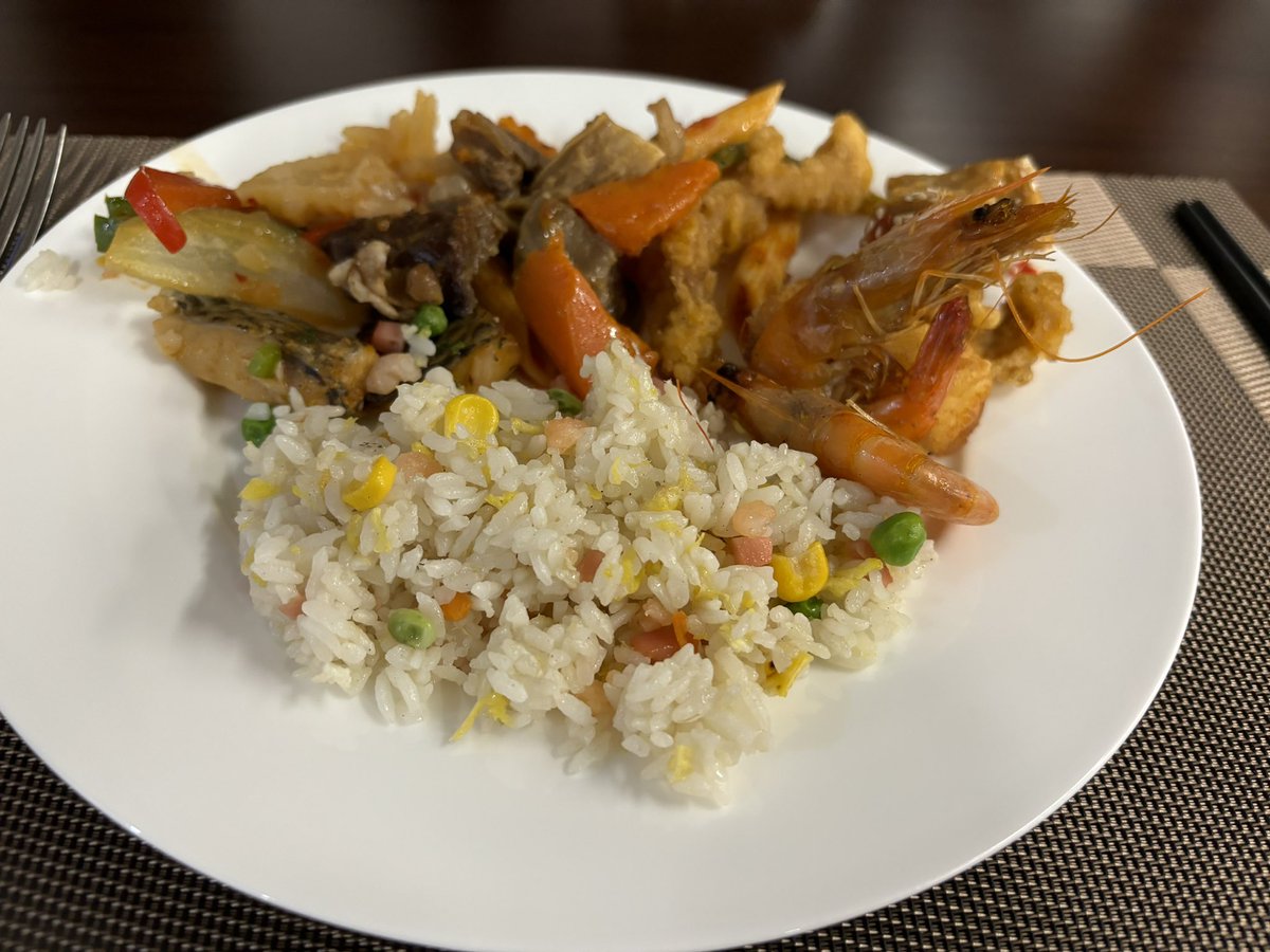 's tweet image. 今日は無事にポスター発表を終えて、中国のビールや夕食を堪能しました！
あとは明後日の口頭発表の最終準備のみです！

I attended  #ColdSpringHarborAsia  #CSHA2024 and made a poster presentation in China!
I'll talk oral session on next Thursday. I'll do my best!