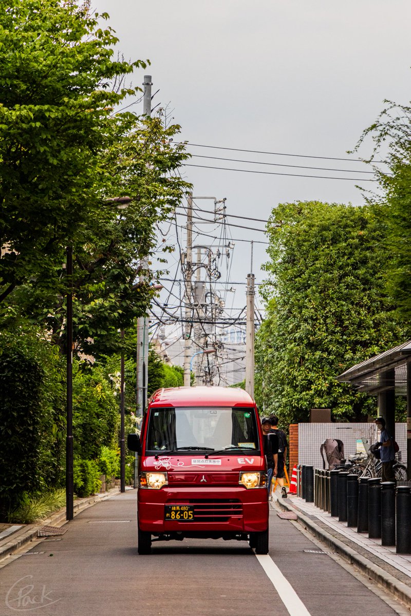 chrispack1986's tweet photo. Red van in Tokyo, Japan. 

#ChrisPackPhoto #photograhy #streetphotography #redvan #van #city #citylife #cityscape #Tokyo #Japan #Shinjuku #GoGoNihon #canonr7 #canon https://t.co/OQfciRhRcF