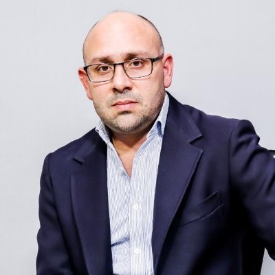 CNPCaracas's tweet image. #19Nov Nuestra solidaridad y apoyo al colega Oscar Murillo @oscarfmurillo  , Coordinador de @_Provea , citado a comparecer a #CICPC este #20nov  .  Un nuevo intento de las altas esferas del poder  para silenciar las voces que luchan por la defensa de los  #DDHH