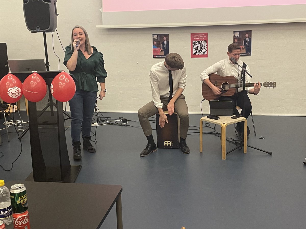 Tak for en god start på valgkampen!

Sammen arbejder vi for en grøn, tryg og solidarisk Aalborg Kommune. Vi ved, at erhverv og velfærd er hinandens forudsætninger – og at Aalborgs styrke som arbejderkommune bygger på vores fællesskab og evne til at knokle for det, vi tror på.