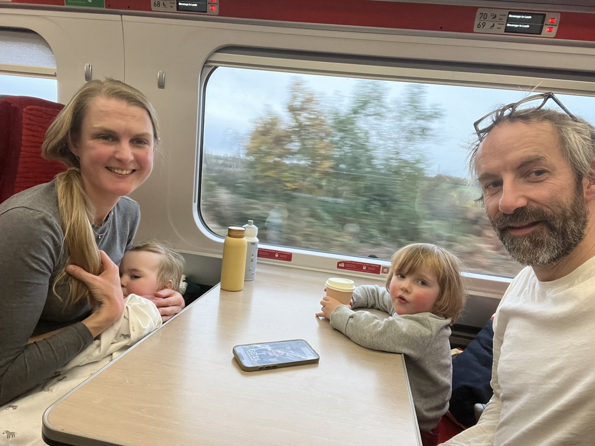 Yesterday I travelled to <a href="/NIHRresearch/">National Institute for Health and Care Research</a> MembersConference2024, w/family  🖕🏽🧑‍🧑‍🧒‍🧒- my first day #backtowork #maternityleave 😊 Shout out to #NIHR, supporting me w/caring responsibilities while working. Looking fwd to some exciting talks and mtg other members #nihramc24
