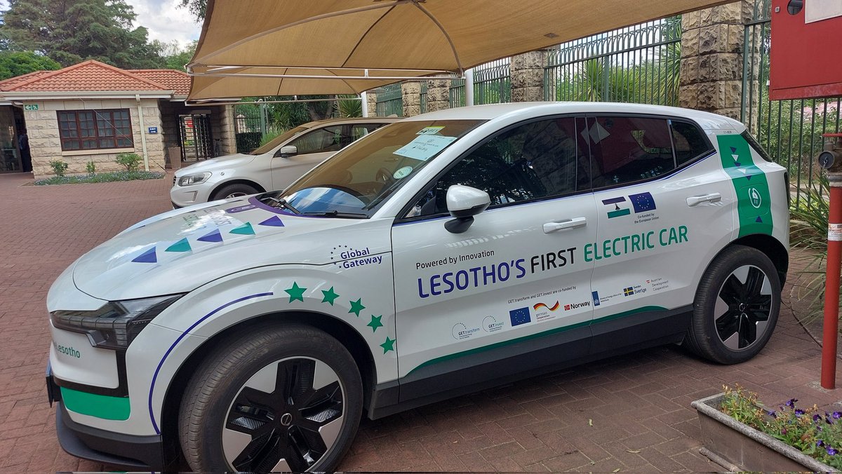 Please RT if you have already spotted this car in Maseru and ❤️ if you hope to see it soon - it is the first electric car registered in Lesotho by the programme #RenewableLesotho -PA #DrivetheTalk #GreenDeal #LEADbyexample