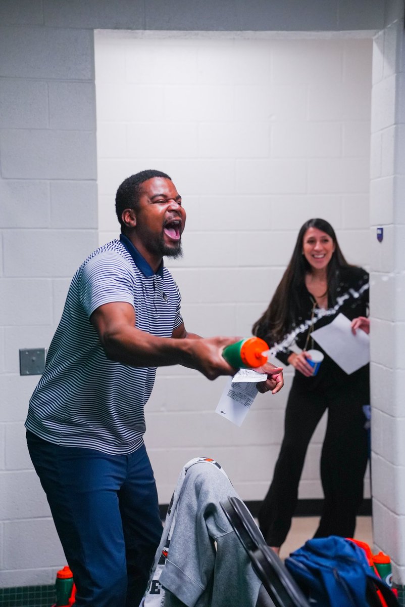 We checked off a lot of boxes last night!! ✅📋

#ClimbTheLadder // #BucStrong