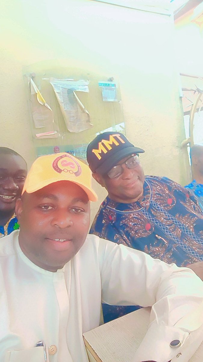 igc_2016's tweet image. *ELEGBEDE CONGRATULATE HIS LEADER, PRINCE BAYO OSIYEMI AS HE RETAINS THE APEX LEADERSHIP OF MANDATE MOVEMENT IN MUSHIN/ODI OLOWO*

I am very delighted to know that you have won the race. Your victory with a large majority has filled me with immense joy.

Abidemmy S. Elegbede