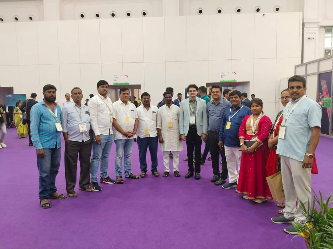 Vishwanath38771's tweet image. ಇಂದು ವಿದ್ಯುನ್ಮಾನ, ಮಾಹಿತಿ ತಂತ್ರಜ್ಞಾನ ಮತ್ತು ಜೈವಿಕ ತಂತ್ರಜ್ಞಾನ ಹಾಗೂ ಸಾಫ್ಟ್ ವೇರ್ ಟೆಕ್ನಾಲಜಿ ಪಾರ್ಕ್ ಆಫ್ ಇಂಡಿಯಾ ಬೆಂಗಳೂರಿನ ಅರಮನೆ ಮೈದಾನದಲ್ಲಿ ಆಯೋಜಿಸಿದ್ದ &apos;ಬೆಂಗಳೂರು ಟೆಕ್ ಸಮ್ಮಿಟ್‌&apos; ಕಾರ್ಯಕ್ರಮದಲ್ಲಿ ಭಾಗವಹಿಸಿಲಾಯಿತು 

#TechSummit2024
@siddaramaiah
@DKShivakumar @PriyankKharge