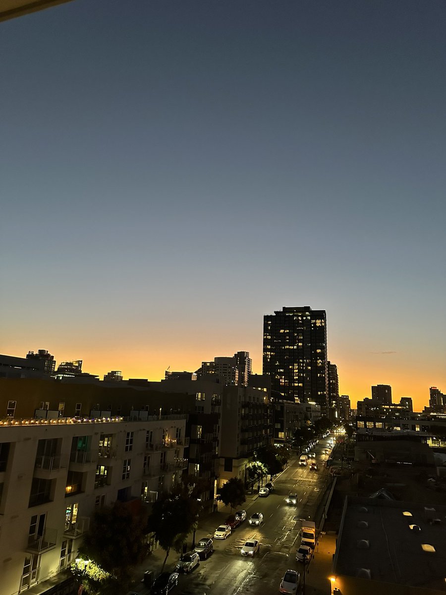 Millie White tweet media