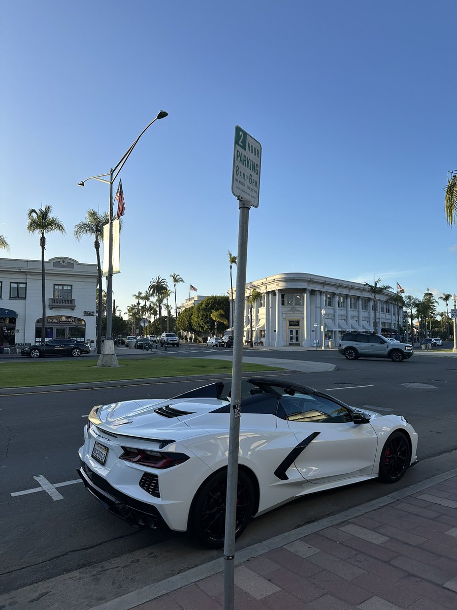 Millie White tweet media