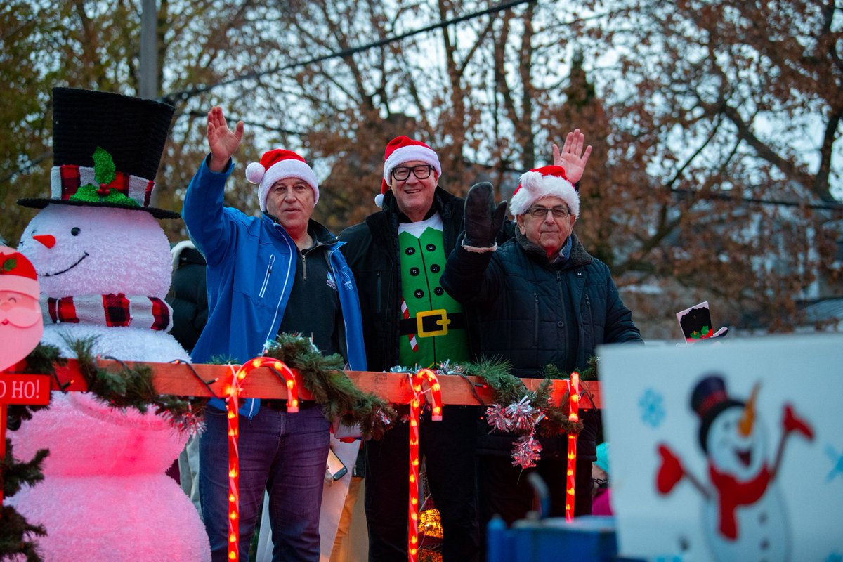 Neil Ellis tweet media