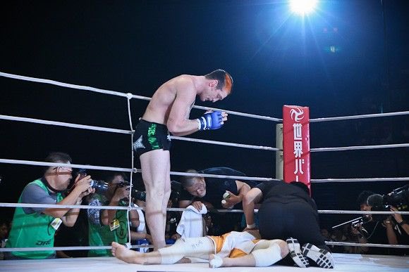 DOOMZZEY's tweet photo. @VerdictMMA Dream 16 on 9/25/2010 
Kazushi Sakuraba vs Jason “Mayhem” Miller shows the beauty of violence and highest level of respect 🤷🏻‍♂️ https://t.co/shg8qIT99s