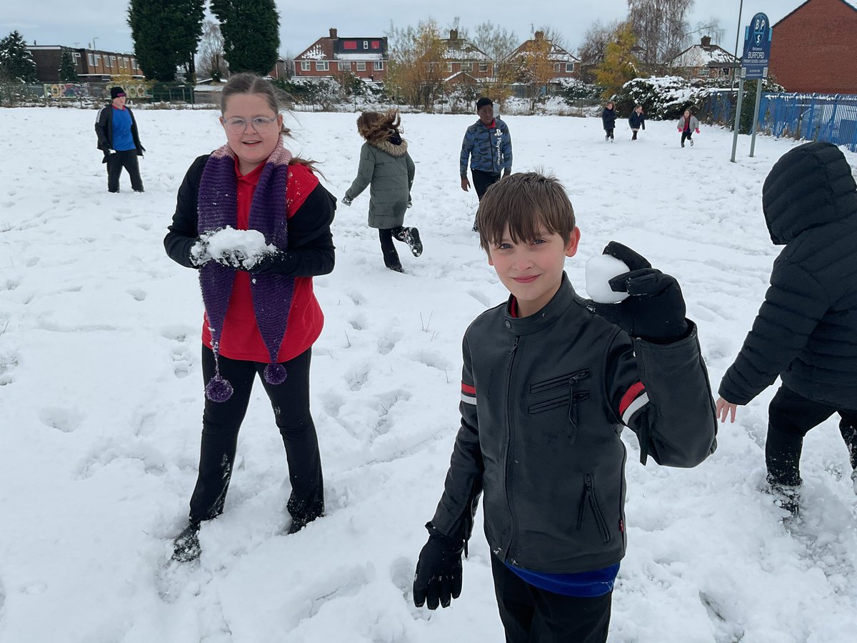 Mr. Rubra tweet media