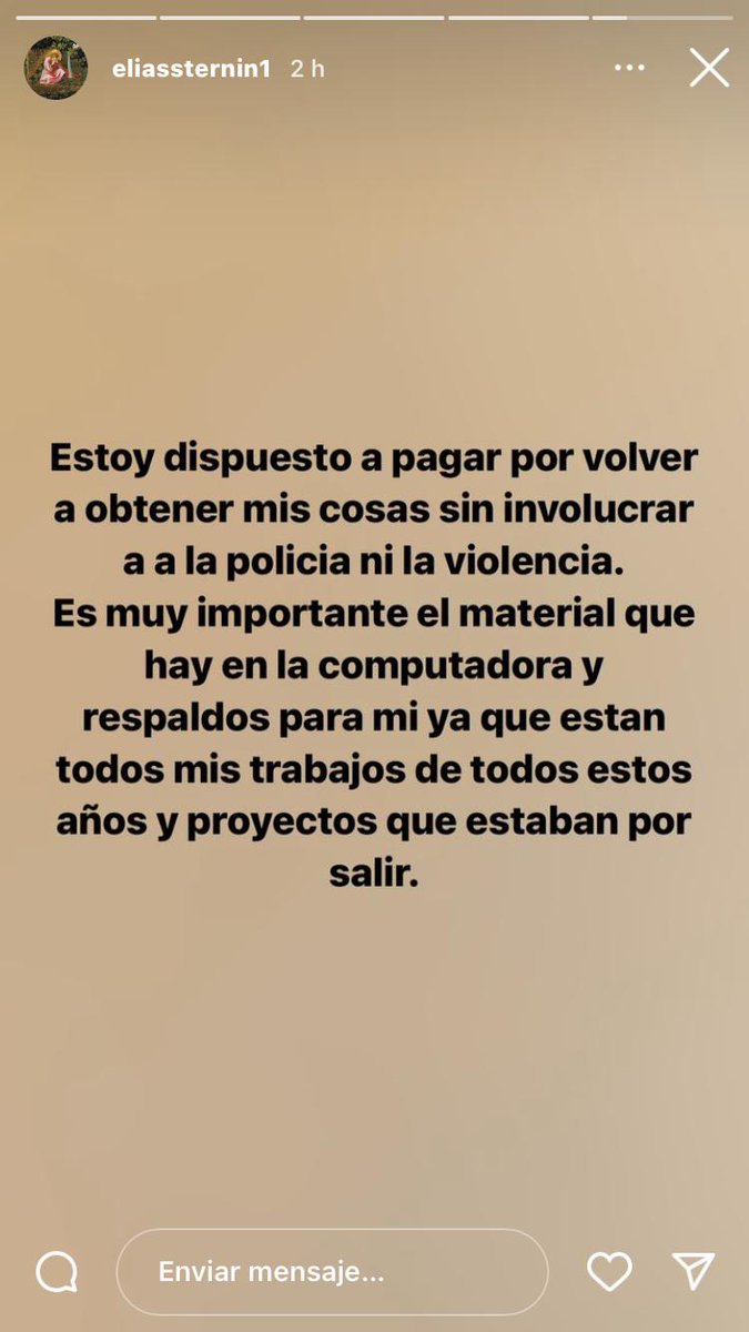 lolipomicaramit's tweet image. Llamado a la solidaridad tuitera 🙏Mi hijo y su socio tienen un estudio de grabación. Ayer entraron y se llevaron aparatos costosísimos y 10 años de compsición en una Lenovo. Si dan RT nos ayudan.
Comunicarse al cel
099461661, mi DM o whapp aquellos que tienen mi No. Mil gracias