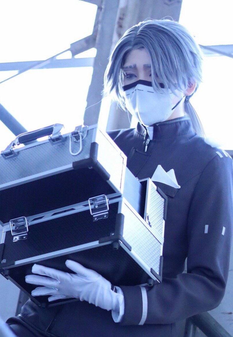 eno_circus's tweet photo. ⚠Cosplay
第五人格 Identity
納棺師 Aesop Curl(イソップ カール)

「There may be no future. 
Will you still run away?」

#納棺師 #aesopcarl
#ENOCOS https://t.co/NZ4sI37Rwj