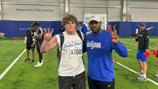Six Star Football | PLUS+ (@sixstarfootball) on Twitter photo Fear the Middle: '27 Rising Linebacker Machines Set to Rule Texas Football
🏈Vurns & Braylon Williams among backer machines🔥
STORY▶️🔗sixstarfootball.com/article/fear-t…
<a href="/Braylon5K/">Braylon Williams</a> <a href="/TrajhaunV/">Trajhaun vurns</a> <a href="/KToBig9/">Kobin Tomlinson</a> <a href="/yoboystephens20/">Maliki Stephens</a> <a href="/korbin2432858/">Korbin Ross</a> <a href="/KendrelynQ33707/">Ken’drelyn Quinsey</a> <a href="/BookieJones6/">Elijah “Bookie” Brown</a> <a href="/KingstonBeyer/">Kingston Beyer</a> Fear the Middle: '27 Rising Linebacker Machines Set to Rule Texas Football
🏈Vurns & Braylon Williams among backer machines🔥
STORY▶️🔗sixstarfootball.com/article/fear-t…
<a href="/Braylon5K/">Braylon Williams</a> <a href="/TrajhaunV/">Trajhaun vurns</a> <a href="/KToBig9/">Kobin Tomlinson</a> <a href="/yoboystephens20/">Maliki Stephens</a> <a href="/korbin2432858/">Korbin Ross</a> <a href="/KendrelynQ33707/">Ken’drelyn Quinsey</a> <a href="/BookieJones6/">Elijah “Bookie” Brown</a> <a href="/KingstonBeyer/">Kingston Beyer</a>