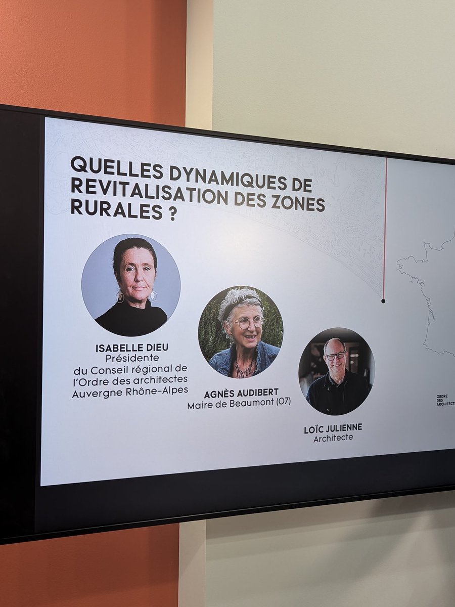 Architectes_org's tweet image. [#SMCL2024]💬Quelles dynamiques de revitalisation des zones rurales ?
Présenté par Isabelle Dieu, présidente de l'@architectes_ara, avec Agnès Audibert, maire de Beaumont (07), et Loïc Julienne, architecte 
#teamarchi