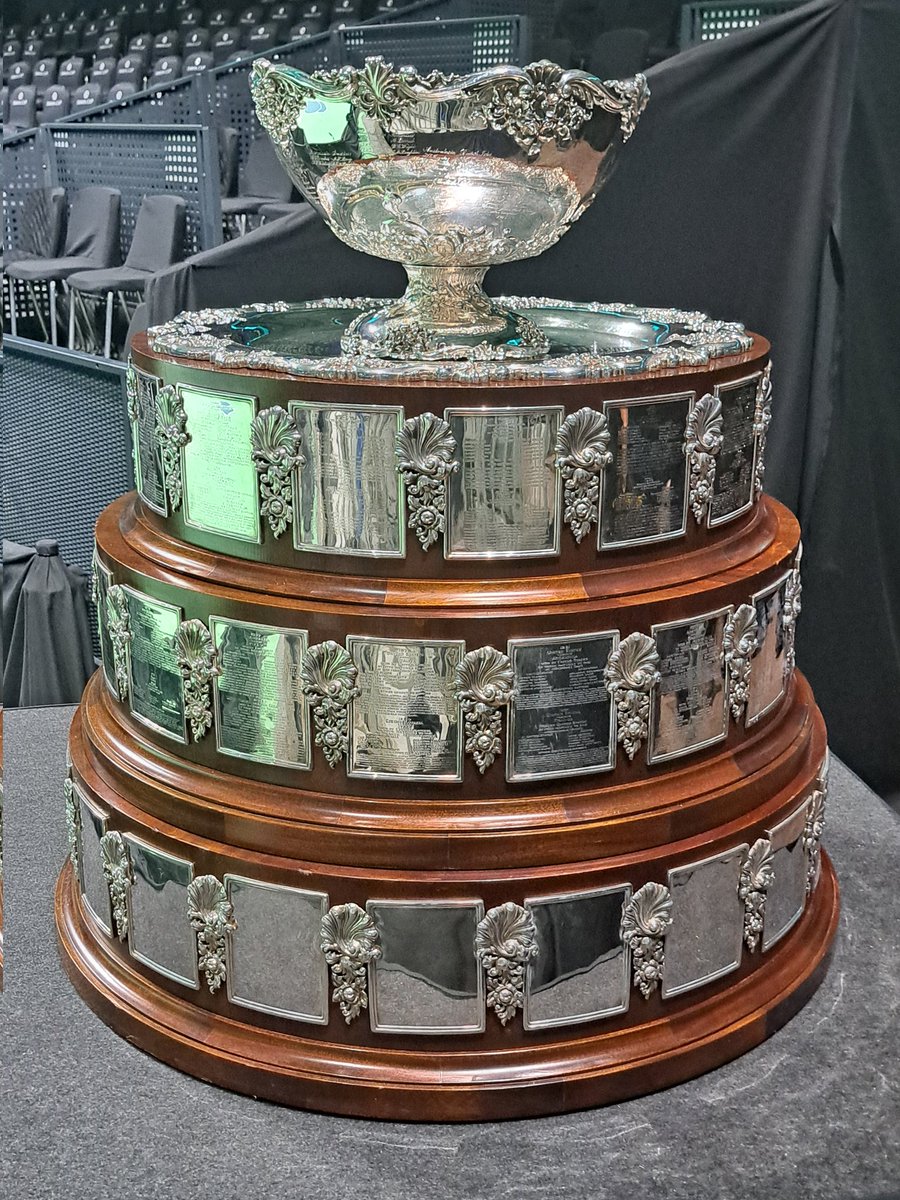 .<a href="/RafaelNadal/">Rafa Nadal</a> à l'entraînement