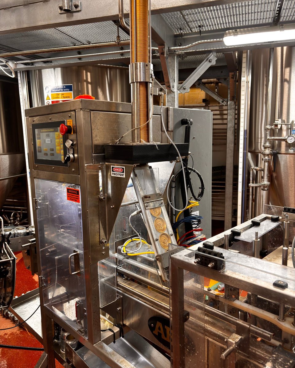 Always happy to lend a hand at the Open Gate Brewery 🍻

#homeoftheblackstuff #mobilecanning #howitsmade