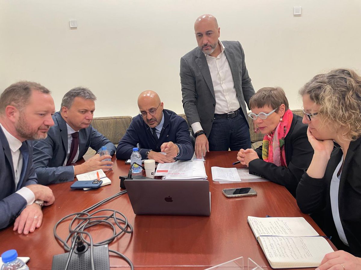 Marion Weichelt (@swissambleb) on Twitter photo Today, 🇨🇭Didier Chassot, <a href="/SwissDevCoop/">Swiss Development and Cooperation</a> Assistant Director General, met with 🇱🇧 Minister of Environment <a href="/nasseryassin/">Nasser Yassin</a>. They discussed the importance of cooperation with the government to bring the best possible support for people in need. Impressed by the efforts and commitment! Today, 🇨🇭Didier Chassot, <a href="/SwissDevCoop/">Swiss Development and Cooperation</a> Assistant Director General, met with 🇱🇧 Minister of Environment <a href="/nasseryassin/">Nasser Yassin</a>. They discussed the importance of cooperation with the government to bring the best possible support for people in need. Impressed by the efforts and commitment!