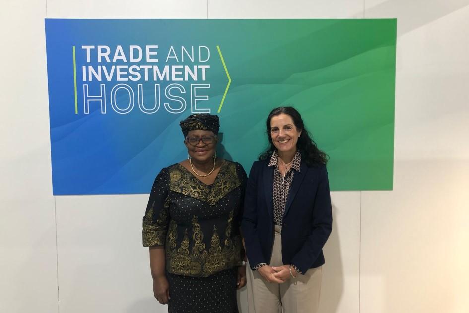 mef_Uruguay's tweet photo. Ministra Azucena Arbeleche en cumbre mundial de cambio climático #COP29 #COP29Azerbaijan
https://t.co/d71sDdFeVA https://t.co/IWMjLYjVTK