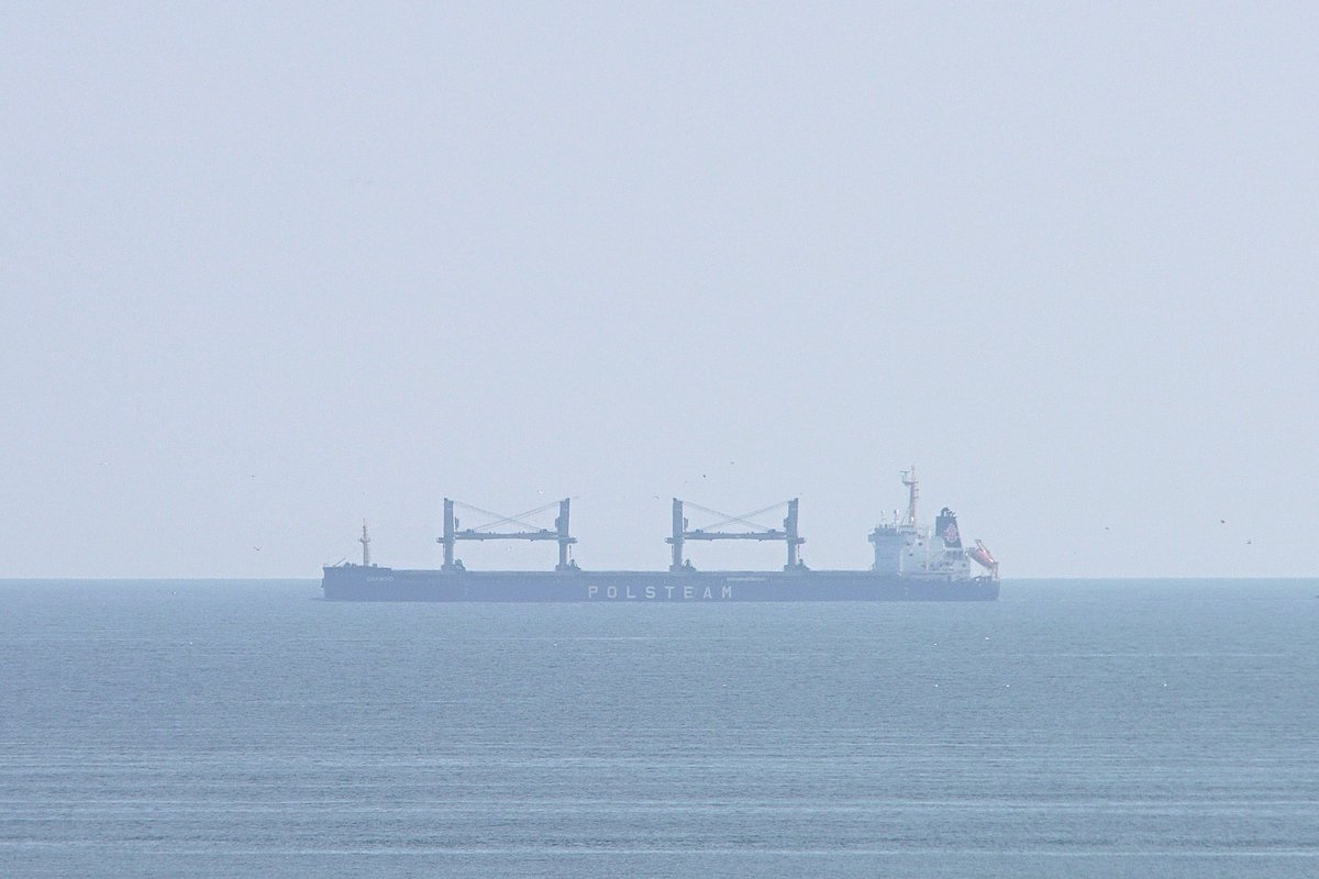 johnmorgan726's tweet photo. The #POLSTEAM #BulkCarrier #DRAWNO, IMO:9727508 en route to Baltimore, Maryland @BShipspotting @BaltoChes flying the flag of Liberia 🇱🇷. #ShipsInPics https://t.co/74L33yxHDb