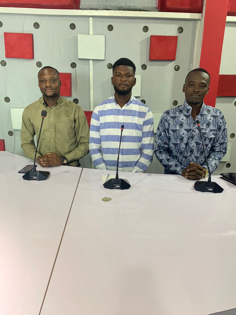 jmutala521's tweet photo. 🔵🔴 Nous avons été à l'émission #Dressons nos fronts à #Produc TV pour démontrer à la population le bien fondé de la révision de la Constitution. https://t.co/rEIlnIXZO5