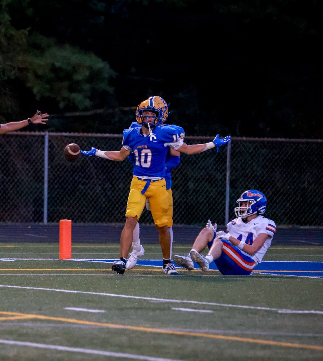 Joshua Carr (@joshua10carr) on Twitter photo Joshua Carr High School Career Film.
hudl.com/v/2QsKE7
5’10 175 lbs. 3.7 GPA - Looking for Home!
3 INTS
30+ Deflections
50+ Tackles
3 Kick Return Touchdowns
1,000+ return yards
<a href="/BallHawkMedia1/">BallHawk</a> <a href="/PAELITE7v7/">PA Elite 7v7</a> @CoachGordon10 <a href="/wpialsportsnews/">WPIAL Sportsmen</a> <a href="/WPIAL_Insider/">WPIAL Insider</a> <a href="/TheWPIALEdition/">The W.P.I.A.L. Edition</a> Joshua Carr High School Career Film.
hudl.com/v/2QsKE7
5’10 175 lbs. 3.7 GPA - Looking for Home!
3 INTS
30+ Deflections
50+ Tackles
3 Kick Return Touchdowns
1,000+ return yards
<a href="/BallHawkMedia1/">BallHawk</a> <a href="/PAELITE7v7/">PA Elite 7v7</a> @CoachGordon10 <a href="/wpialsportsnews/">WPIAL Sportsmen</a> <a href="/WPIAL_Insider/">WPIAL Insider</a> <a href="/TheWPIALEdition/">The W.P.I.A.L. Edition</a>