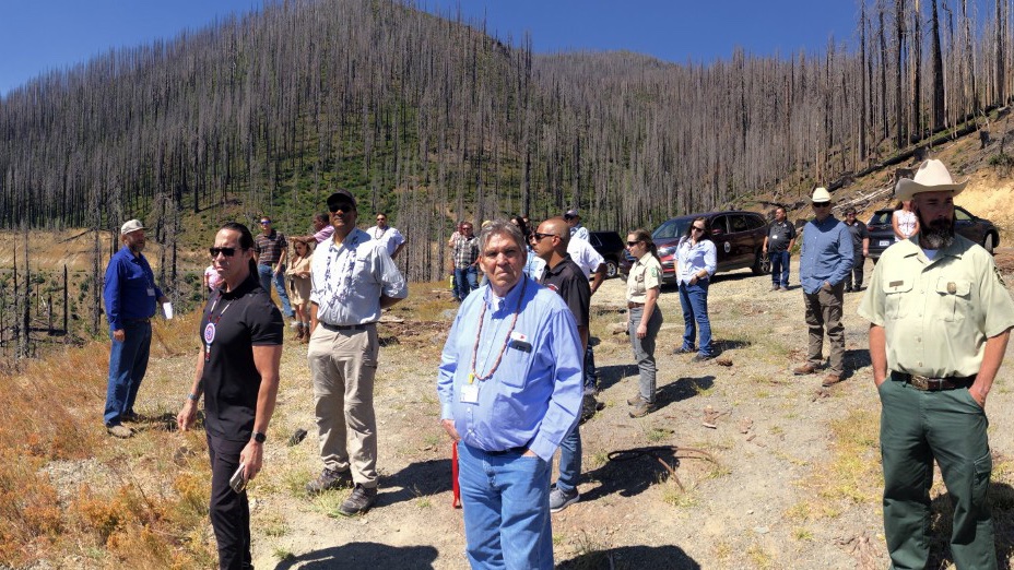 USDA's tweet image. Through the Tribal Forest Protection Act, @forestservice  invested in more than 20 projects focused on hazardous fuels risk reduction to help make reservations and communities safer and watershed restoration to provide clean drinking water ➡️ fs.usda.gov/managing-land/… 

#NAHM