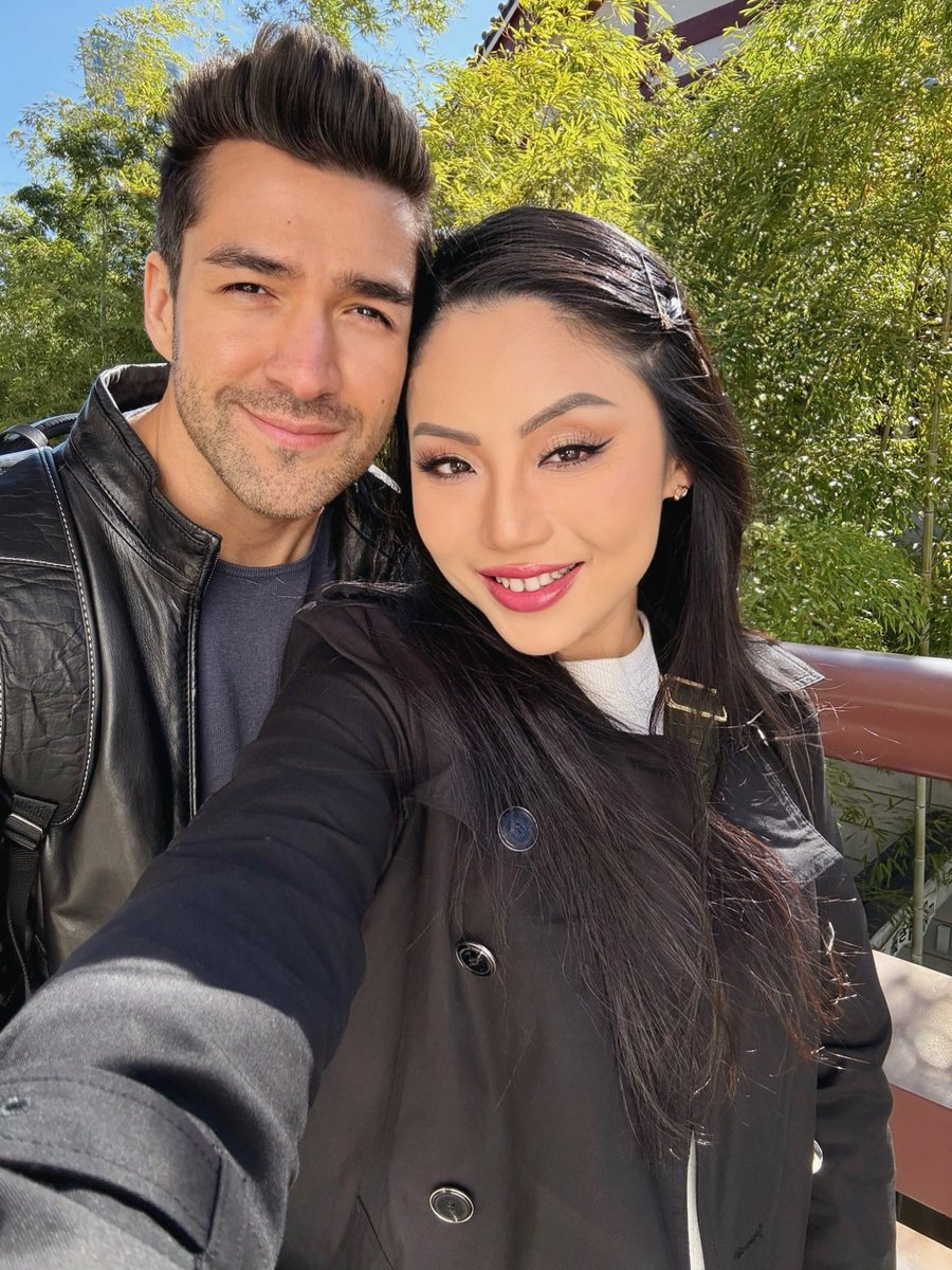 Tinaguo's tweet image. Day 3 in Tokyo 🤍 
Morning at Zōjō-ji, Jōdo-shū Buddhist temple ⛩️
#teamlabborderless #Tokyo 💡