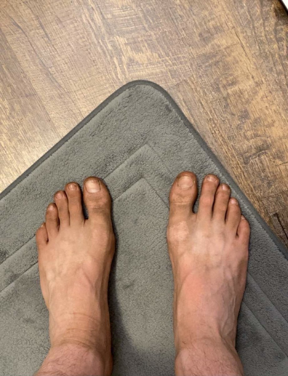 MasterLbird's tweet image. You better praise my dirty smelly feet for my birthday. 🎂 

#Findom #Cashmaster #Feetfetish #Poppers #Cashfag #Paypig #Cuck #Worship #Finsub #Soles #Feet #Teen #Submissive #Humanatm #Mindcontrol #Tribute #Gooner #drain

@masterspacert @findomfan420 @Domcollection00…