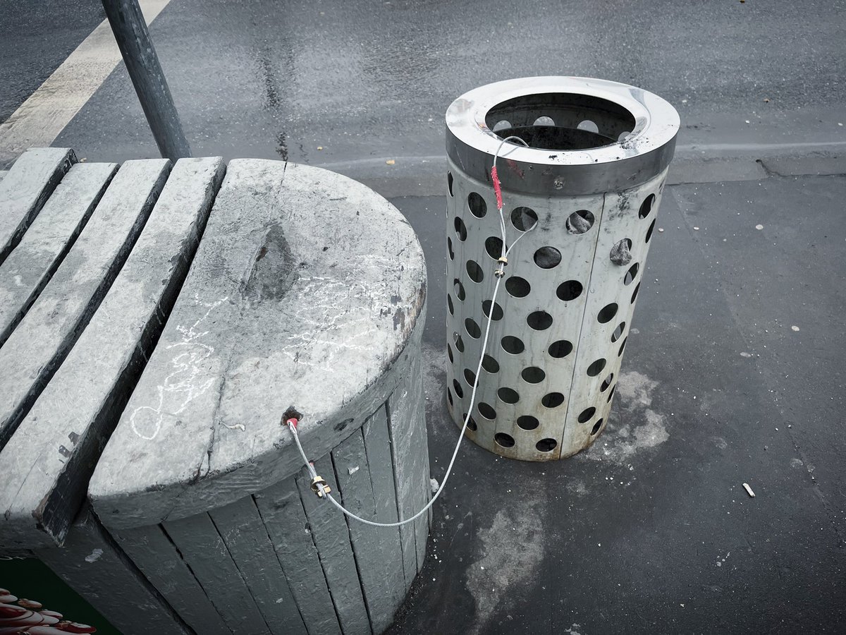 BexxVlog's tweet image. First, it was eggs 🥚, then butter 🧈, and now even trash bins 🗑️.

Times are wild—people grab anything that’s not nailed down.

#bexxvlog #paulbexx #wildtimes #inflation #crazyworld #hoarding #stayvigilant